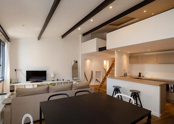 Du Roi De Rome - Hypercentre * Ajaccio (Corsica)